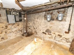 75 Cottage St, Chelsea MA 02150