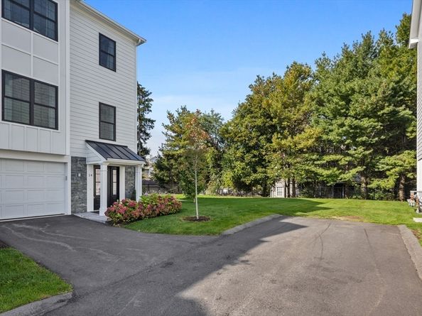 68 Prospect Street 14, Peabody MA 01960