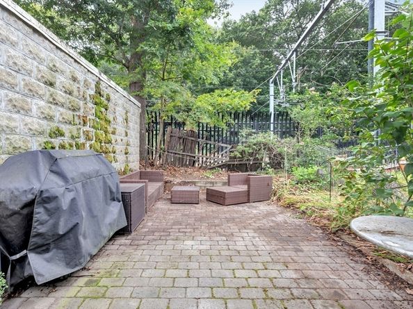 543 Hyde Park Ave 1, Boston MA 02131
