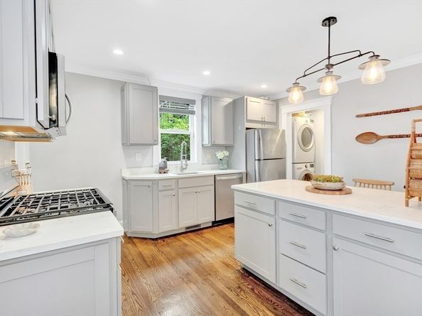 543 Hyde Park Ave 1, Boston MA 02131