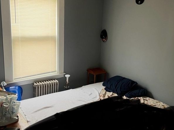 71 Fox St, Worcester MA 01604