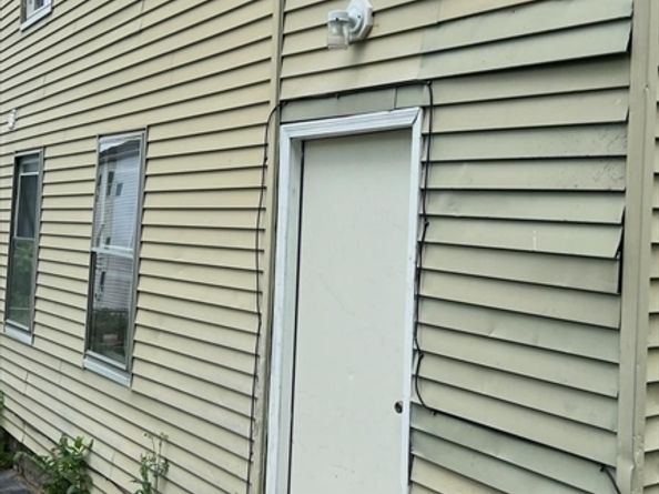 71 Fox St, Worcester MA 01604