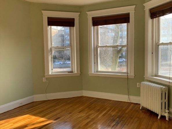 1633 Commonwealth Ave 1, Boston MA 02135