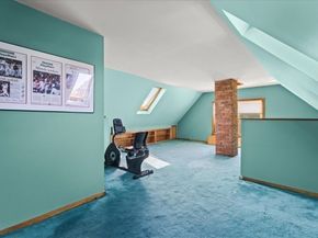 15 Belvoir Rd, Milton MA 02186