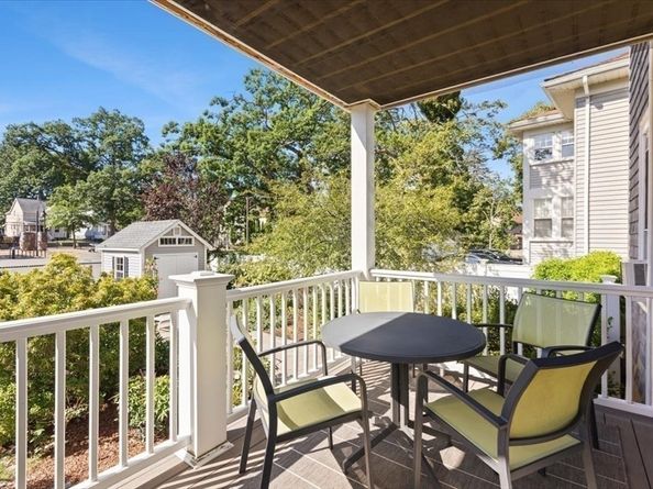 15 Belvoir Rd, Milton MA 02186
