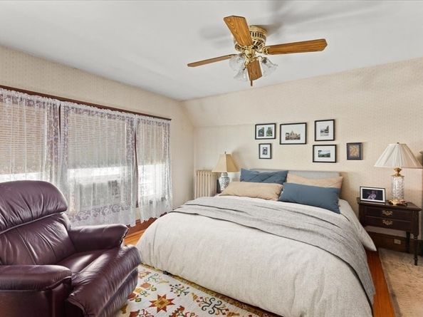 15 Belvoir Rd, Milton MA 02186