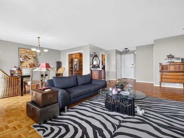 280 Boylston St. 908, Newton MA 02467