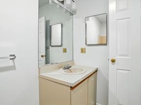 19 Hammond Place 19, Woburn MA 01801