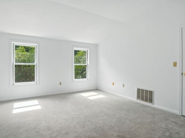 19 Hammond Place 19, Woburn MA 01801