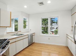 19 Hammond Place 19, Woburn MA 01801