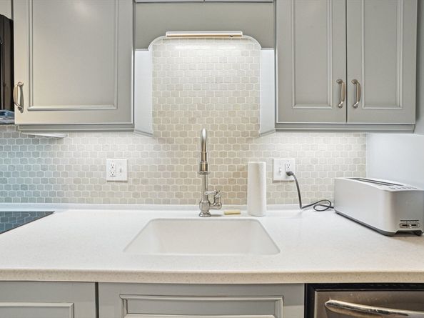 261 Marlborough St 1, Boston MA 02116