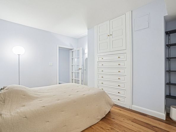 261 Marlborough St 1, Boston MA 02116