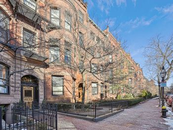 261 Marlborough St