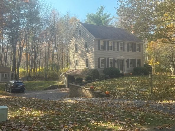 15 Pheasant Run, East Bridgewater MA 02333