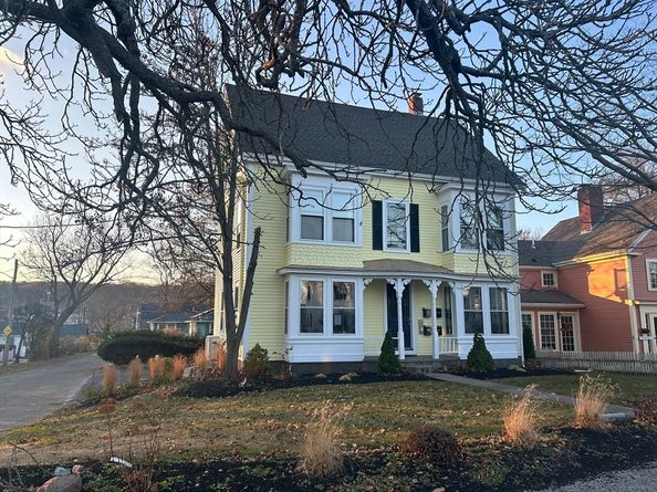 123 Main Street 2, Rockport MA 01966