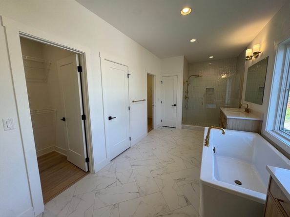 12 Old County Road 20, Hudson MA 01749