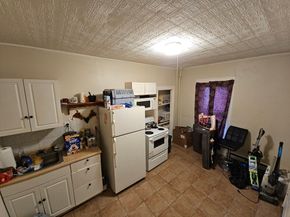 21 John, Worcester MA 01609