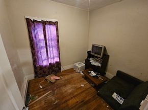 21 John, Worcester MA 01609