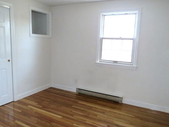 28 Pierce St, Hudson MA 01749