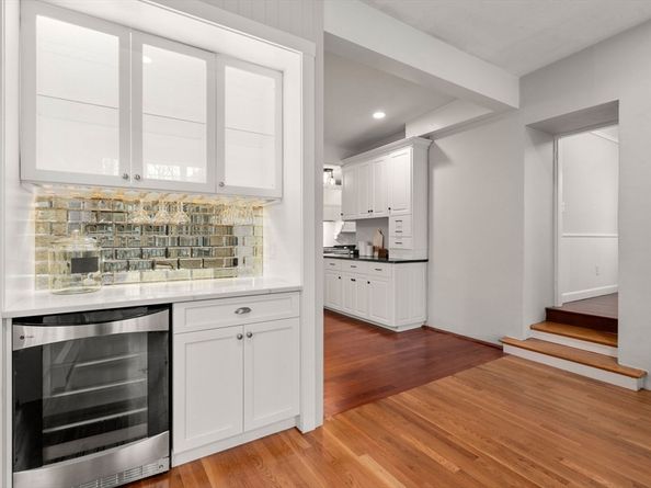 85 Schoolmaster Lane, Dedham MA 02026
