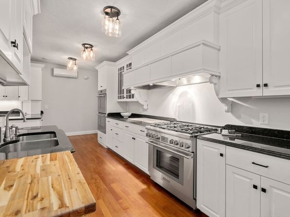 85 Schoolmaster Lane, Dedham MA 02026