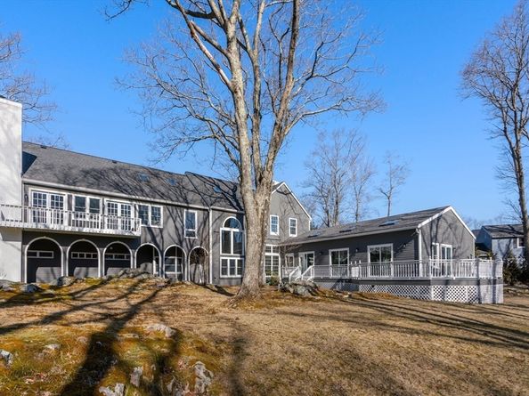 85 Schoolmaster Lane, Dedham MA 02026