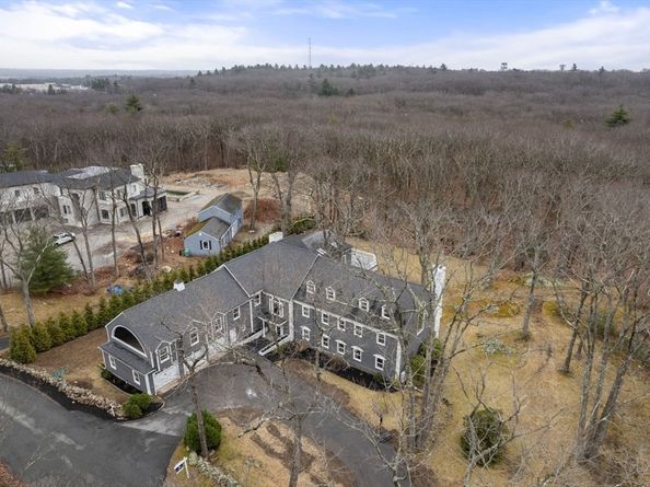 85 Schoolmaster Lane, Dedham MA 02026
