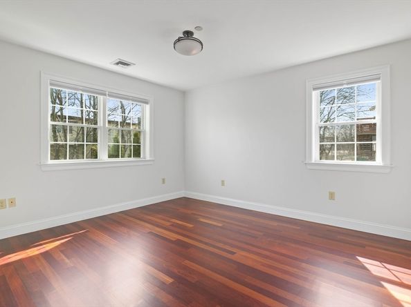 39 Fenton St 7, Boston MA 02122