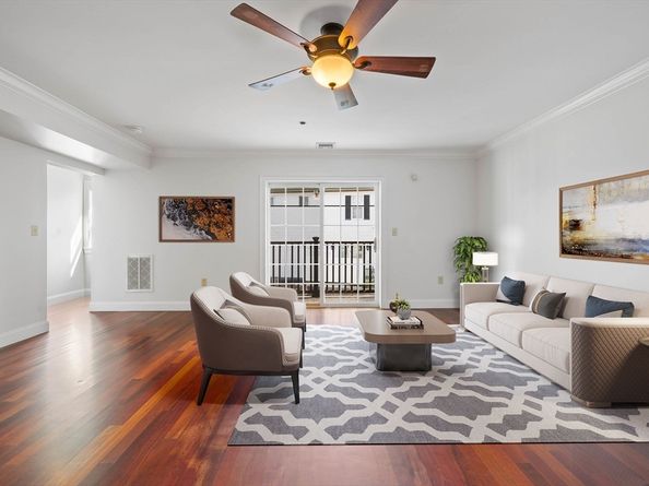 39 Fenton St 7, Boston MA 02122