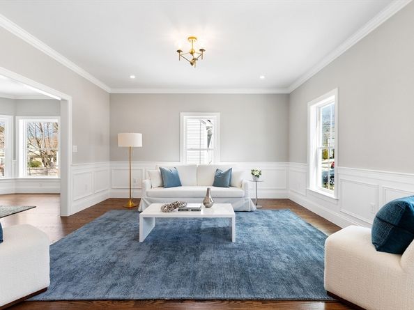 12 Wilson Road, Lexington MA 02421