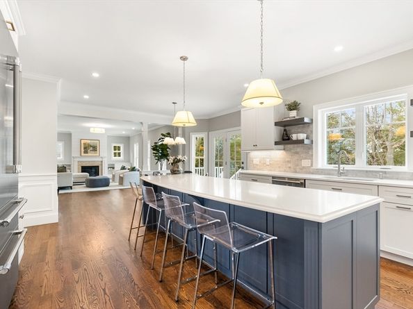 12 Wilson Road, Lexington MA 02421