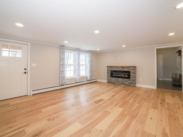 3 Woods Rd, Westminster MA 01473