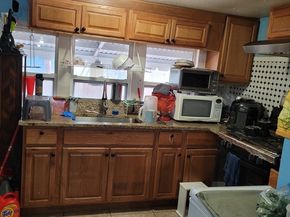 261 Newbury 82c, Peabody MA 01960