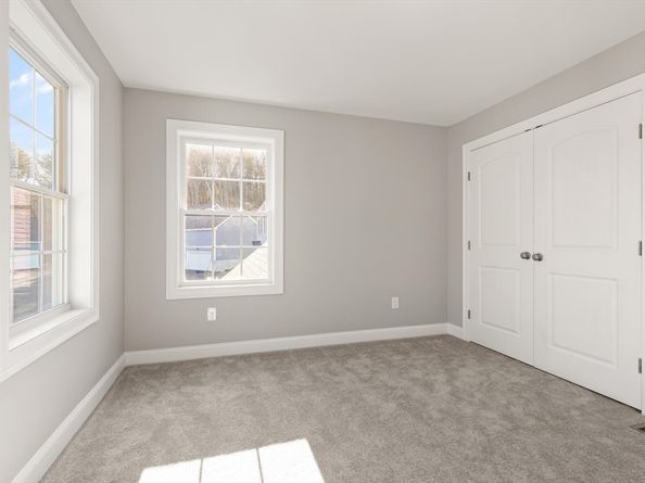 14R Pine Hill Way 14, Harvard MA 01451