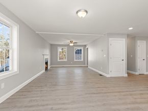 14R Pine Hill Way 14, Harvard MA 01451