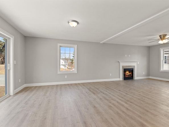 14R Pine Hill Way 14, Harvard MA 01451