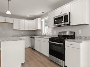 14R Pine Hill Way 14, Harvard MA 01451