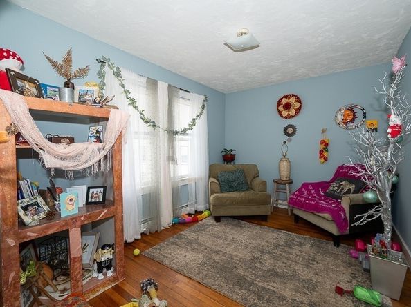 128 & 128 1/2 Elm St, Southbridge MA 01550