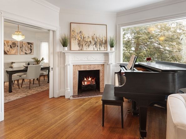 35 Frances Street, Melrose MA 02176