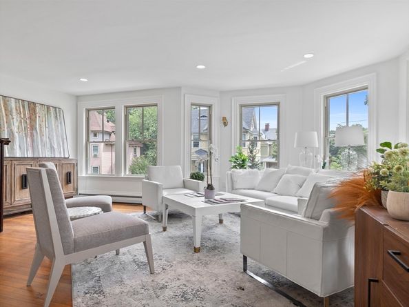 35 Frances Street, Melrose MA 02176