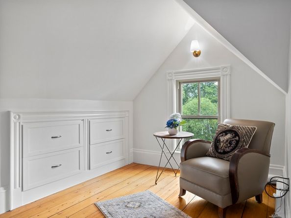 35 Frances Street, Melrose MA 02176