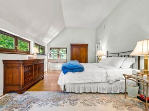 34 Lagrange St, Brookline MA 02467