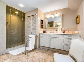 34 Lagrange St, Brookline MA 02467