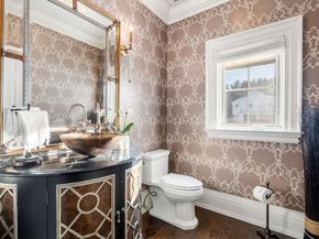 11 Hillcrest Road, Weston MA 02493