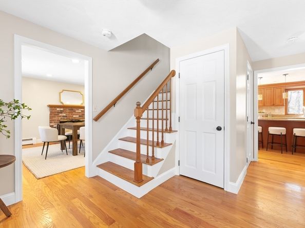 138 W. Plain St, Wayland MA 01778