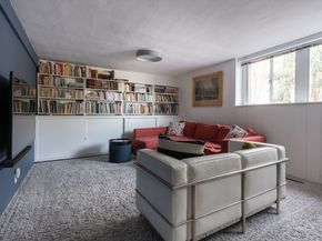 58 Hill St, Lexington MA 02421