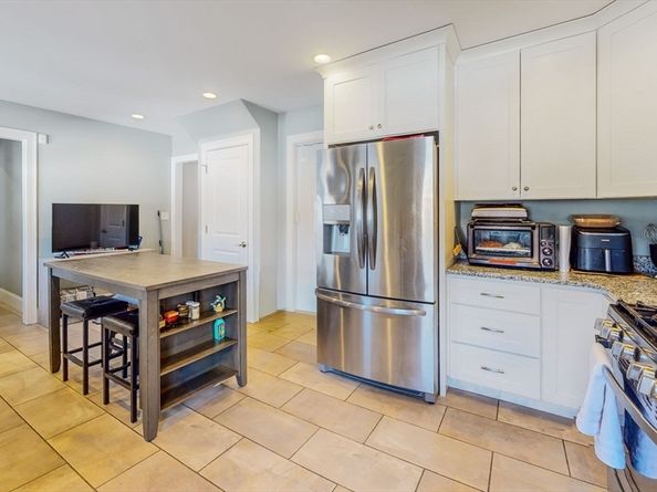 11-15 John St, Newton MA 02459