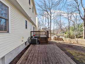 367 Waltham St 5, Lexington MA 02421