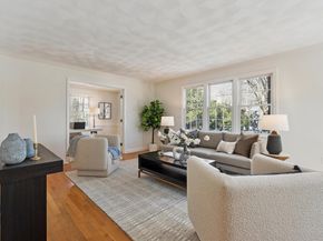 367 Waltham St 5, Lexington MA 02421