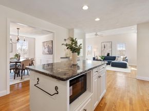 367 Waltham St 5, Lexington MA 02421